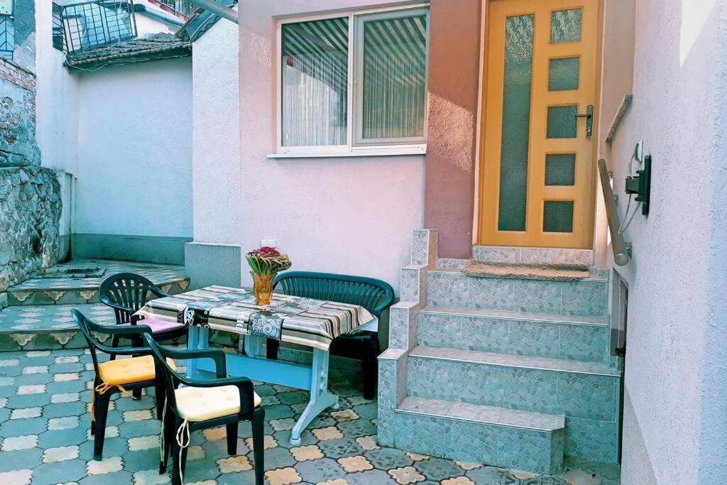 Апартаменты Нouse with cute little yard Пловдив Экстерьер фото